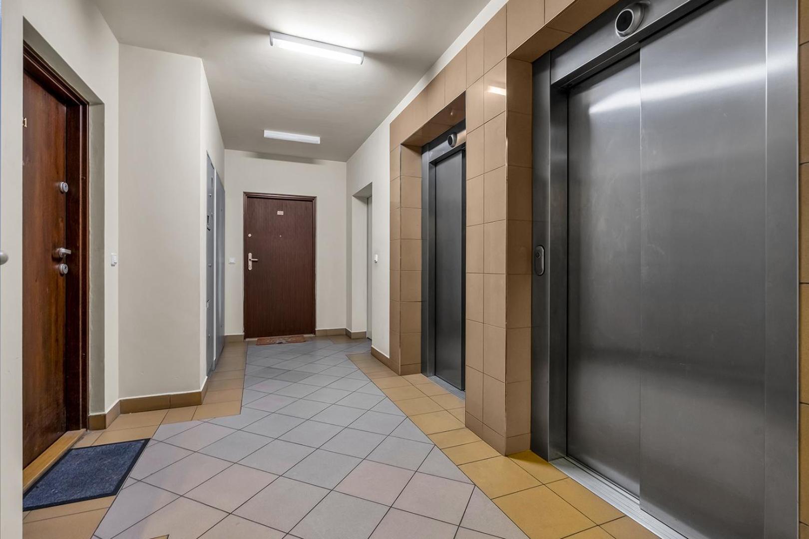 Metro Bemowo Comfort Studio Varsovie Extérieur photo